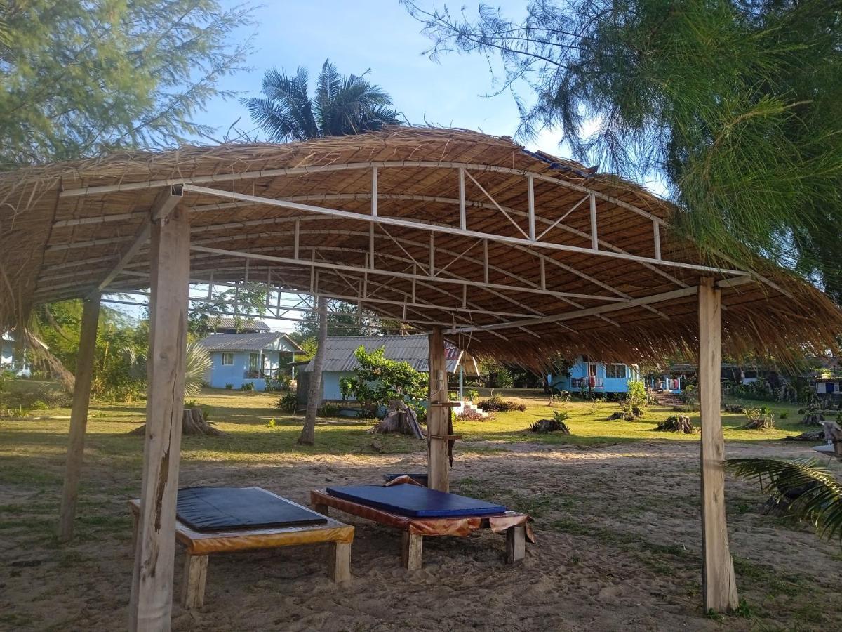 Miss You Beach Resort Koh Mak Esterno foto
