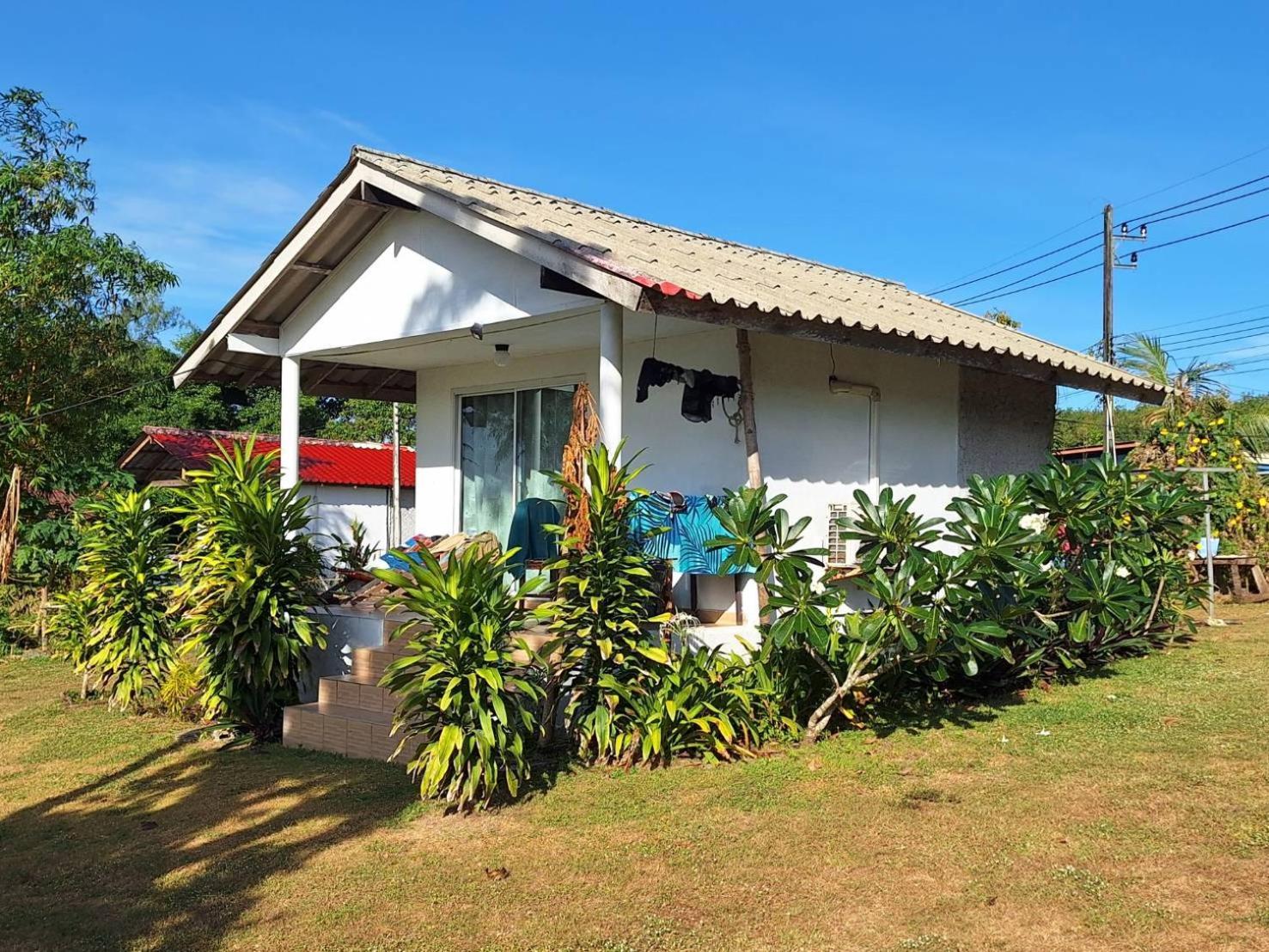 Miss You Beach Resort Koh Mak Esterno foto